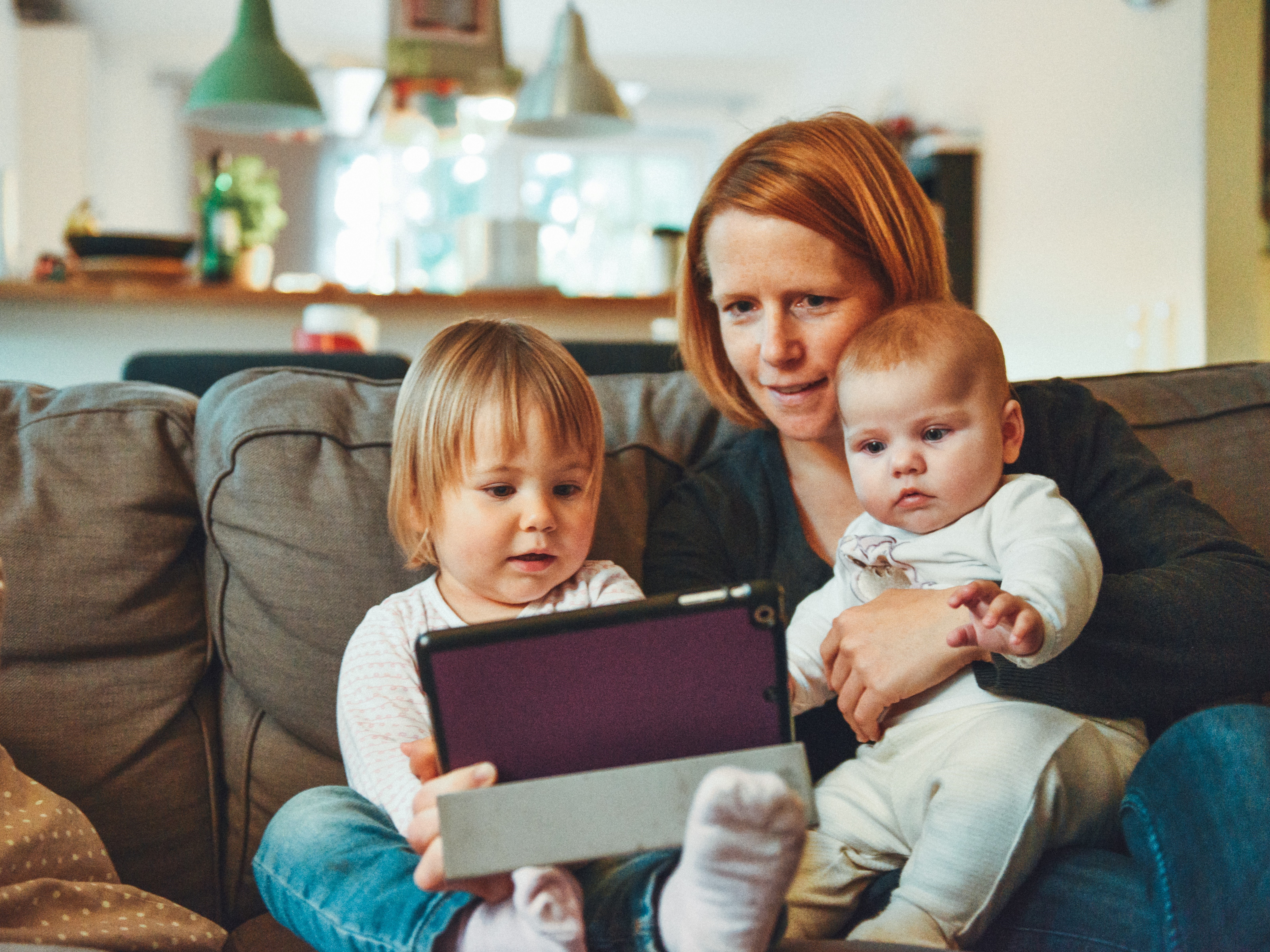 Swipen en streamen: zo gaan Zeeuwse ouders daarmee om